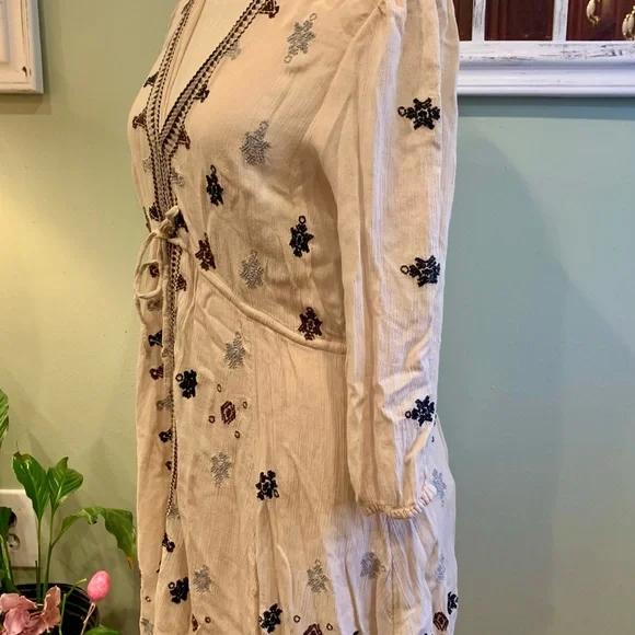 Free People Stargazer Embroidered Peasant Mini Dress. Sz Small. - Picture 5 of 7